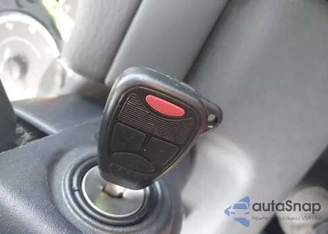 2005 Jeep Liberty Sport from USA, damaged, VIN 1J4GL48K85W653239